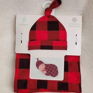 🍀NEW Buffalo Plaid Baby Hat and Swaddle Blanket